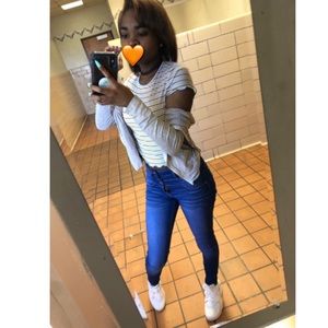 Meet your Posher, Dejaa